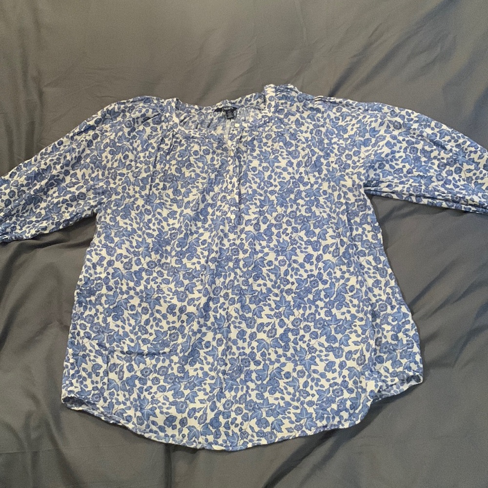 Chaps blue white top Floral Boho 5 button Blouse L Large